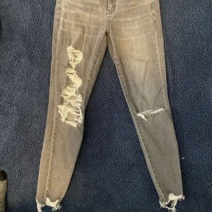 American Eagle womens high rise skinny Jean size 2 short